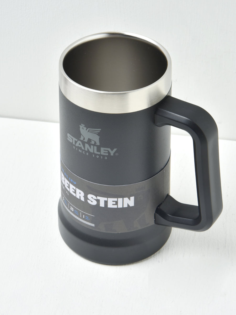 http://blancsom.com/cdn/shop/products/STANLEY_The-Big-Grip-Beer-Stein-24OZ_0.7L_MatteBlack_002_1200x1200.jpg?v=1623276640