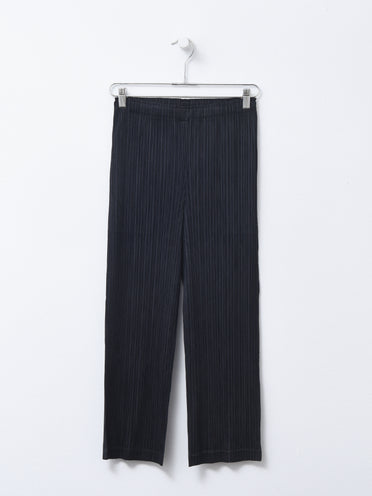 PLEATS PLEASE Issey Miyake – Blancsom