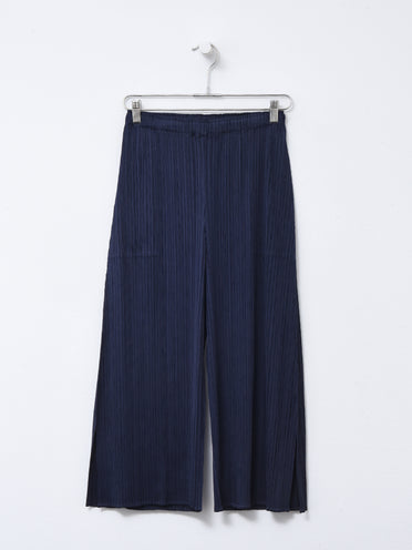 PLEATS PLEASE Issey Miyake – Blancsom